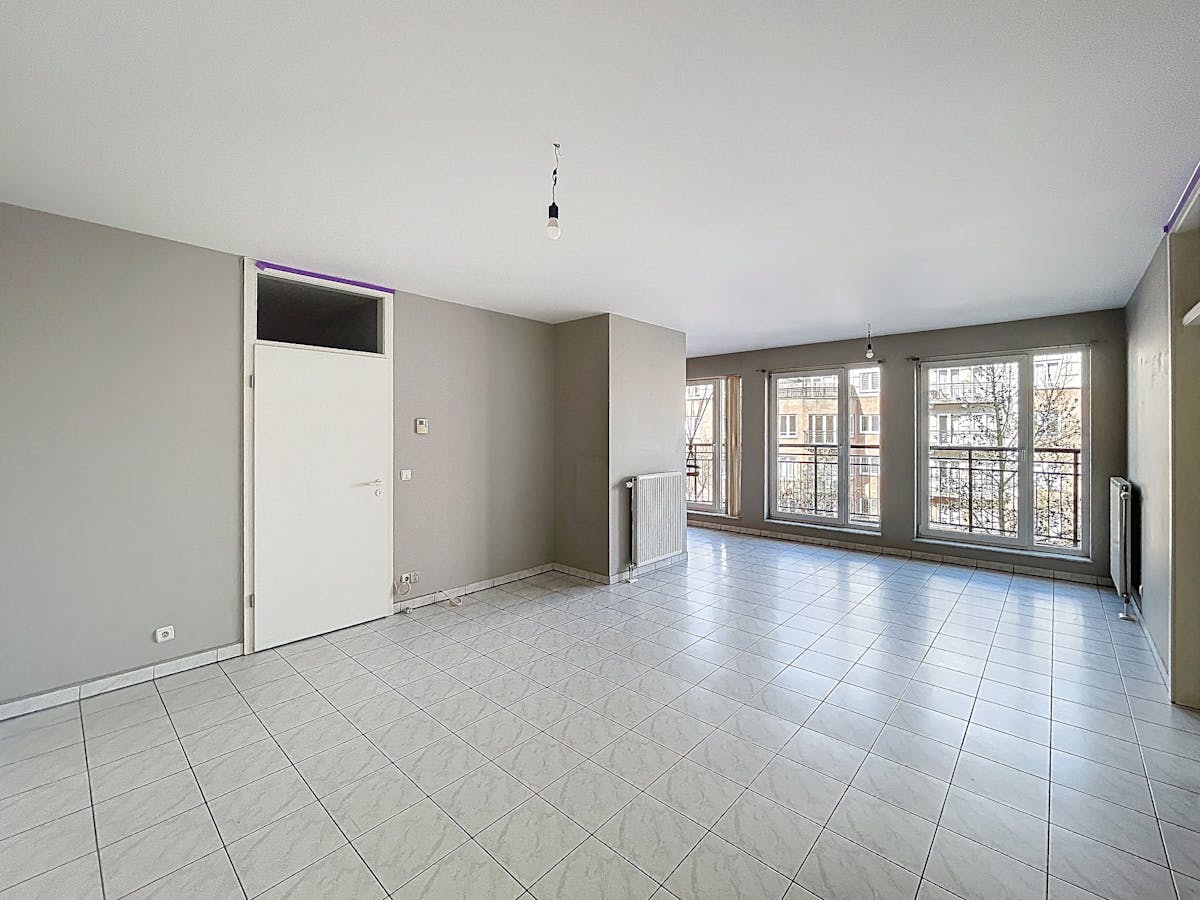 JETTE - Appartement twee slaapkamers te huur met parking - foto 3