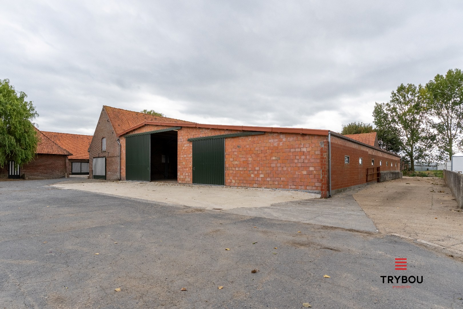 Commercial for rent in Ypres - photo 4