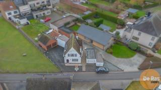 HAALTERT - Deze open eengezinswoning is centraal gelegen in Haaltert. Naar ligging toe bevinden zich alle voorzieningen zoals scholen,...