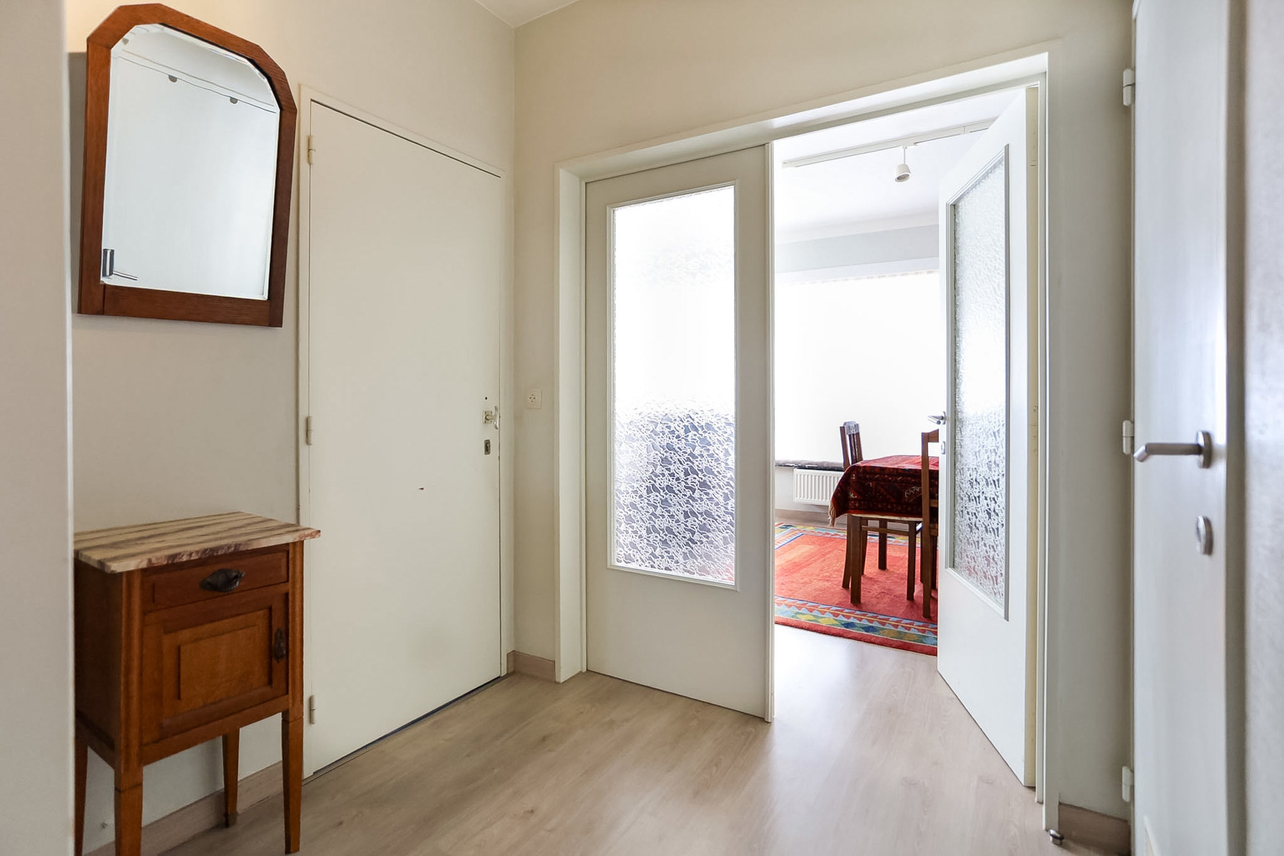 Opbrengsteigendom met 3 app en 3 garages - foto 3