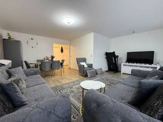 Gezellig 1-slaapkamerappartement met terras en uitstekende liggingDit verzorgde en praktisch ingedeelde één slaapkamerappartement is ideaal voor...