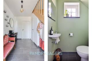 Op het einde van een doodlopende straat vinden we deze moderne halfopen bebouwing (bouwjaar 2007). <br /><br />Bij het binnenkomen vinden we een eerste toilet in de inkomhal. De woonkamer, eetplaats en keuken vormen een modern, open geheel. Er is een afzonderlijke berging of wasplaats en een inpandige garage. Op de eerste verdieping zijn er 3 slaapkamers, een badkamer met ligbad en douche en een tweede afzonderlijk toilet. <br /><br />De zolderverdieping is nog eens 40 m2 groot en is momenteel nog via een zolderluik te bereiken. Hier kunnen nog eens 2 slaapkamers voorzien worden. <br /><br />Er is een uitstekende EPC-score (B-label) dankzij onder meer zonnepanelen, de elektriciteit is conform gekeurd. Er is een regenwaterput en een aansluiting om een laadpaal te installeren. De grootste troef is zonder meer de locatie: rustig gelegen op het einde van een doodlopende straat en naast een open landschap. <br /><br />Pandenjagers is een innovatief vastgoedkantoor en kiest bewust voor een unieke en transparante aanpak. Bij ons bestaat de totale aankoopprijs altijd uit twee duidelijke onderdelen: de adviesprijs die bovenaan in de advertentie vermeld staat, plus onze vaste commissie van 10.000 euro incl. BTW. Dankzij deze open prijsstructuur krijgt u als koper vanaf het eerste moment een eerlijke inkijk hoe de totale prijs van het pand tot stand is gekomen. <br /><br />Interesse? Contacteer ons via 015/677.000 of info@pandenjagers.be.