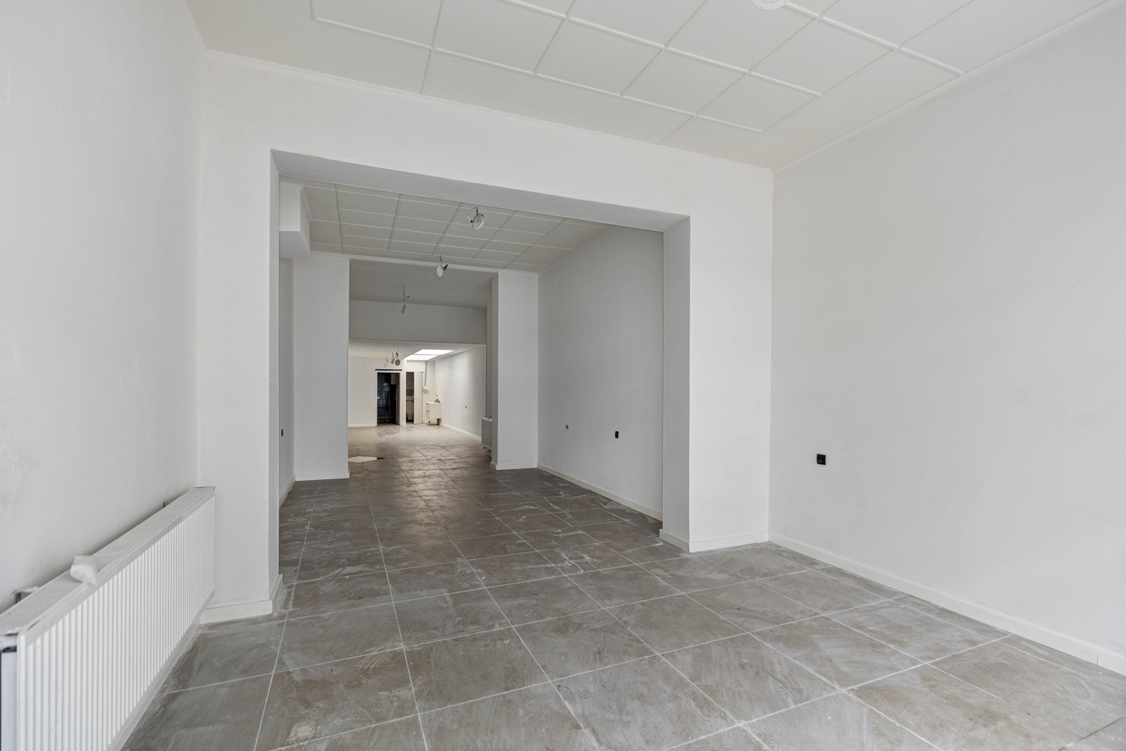 Opbrengsteigendom met handelspand en 4 wooneenheden op toplocatie in Ledeberg - foto 2