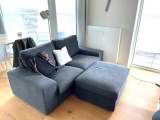 Gelegen in de Ellermanstraat op de 18 de verd appartement met 2 slaapkamers en groot terras  met panoramisch zicht over Antwerpen &gt;. indeling : Inkomhal,  berging voor wasmachine/ droogkast  ,  badkamer met inloopdouche  lavabo met meubel  en toilet , Living met aansluitend groot terras in L vorm van 1/- 18 m²  , ingerichte keuken  dit appartement met zijn brede inkom en extra faciliteiten is ook uiterst geschikt voor mensen met een rolstoel !!!!!!! badkamer en alle deuren zijn hierop voorzien !!!!  EPC  E peil 70  prijs 375.000 € 
ondergrondse parking 35.000 € 