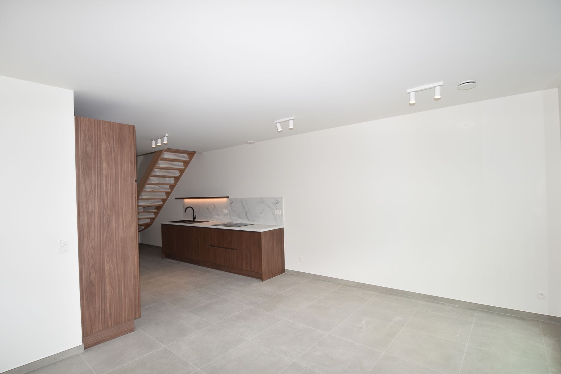 1 Slk. duplexapp. - bew. opp.: 73m² - staanplaats & berging - foto 5