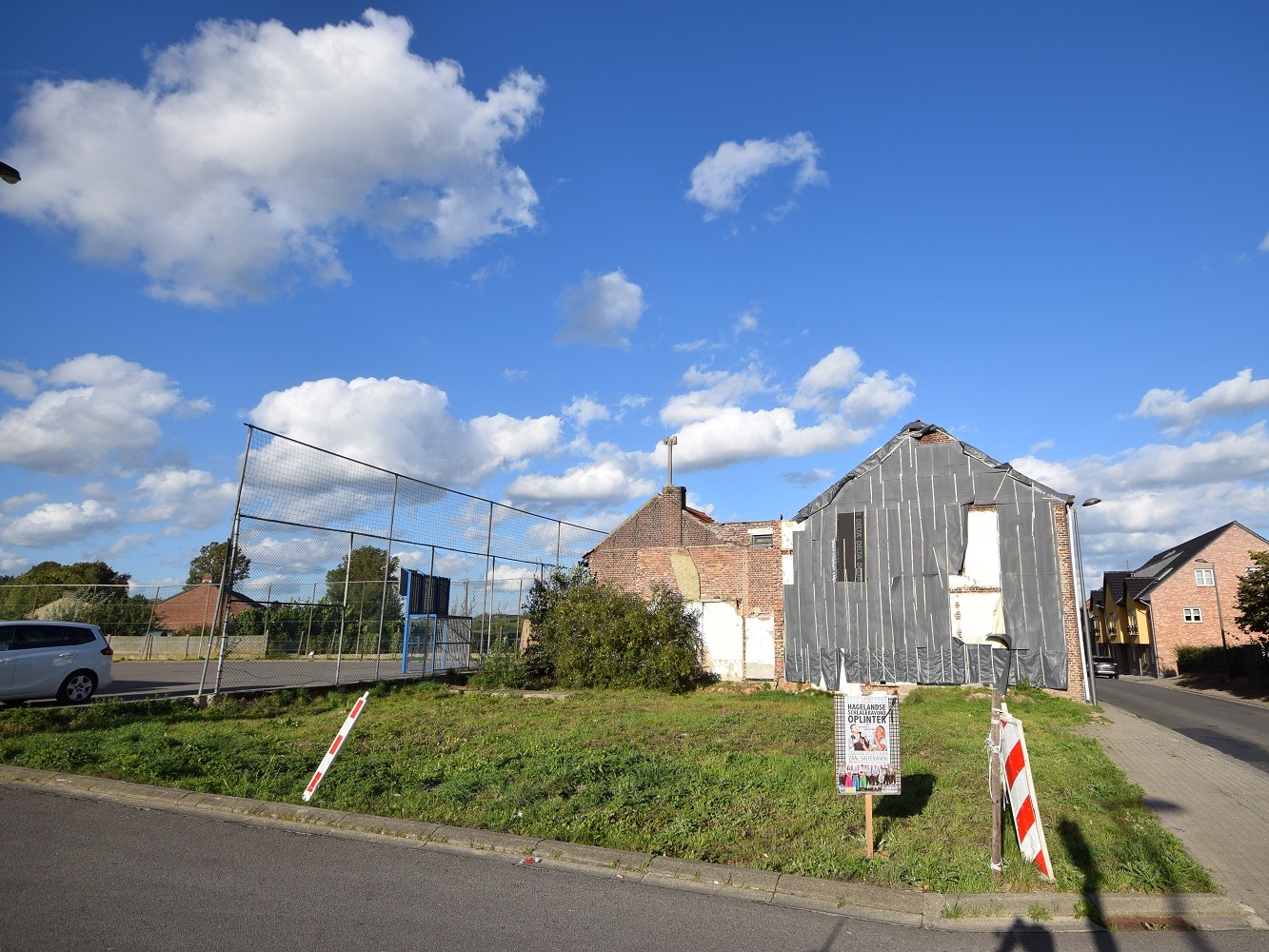 PERCEEL BOUWGROND IN WOONGEBIED - foto 4