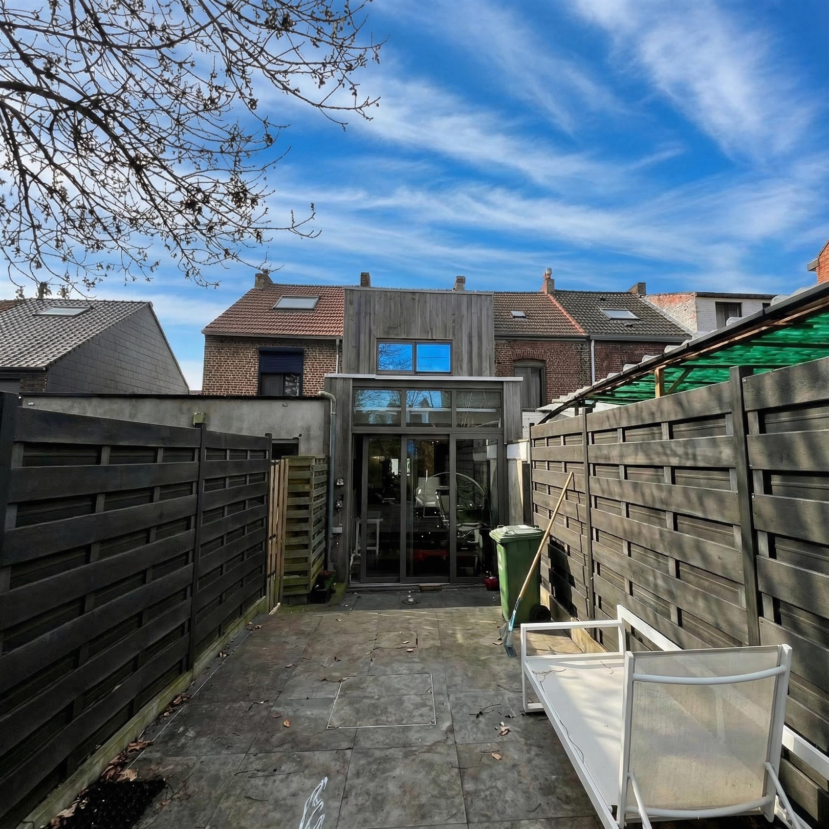 Welgelegen woning met tuin te huur - photo 3