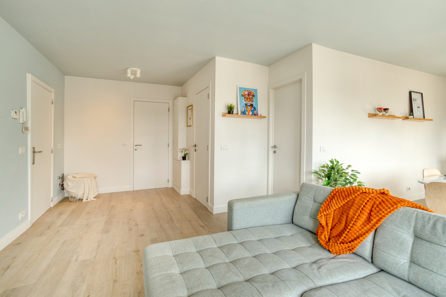 Gerenoveerd appartement op centrale locatie - foto 4