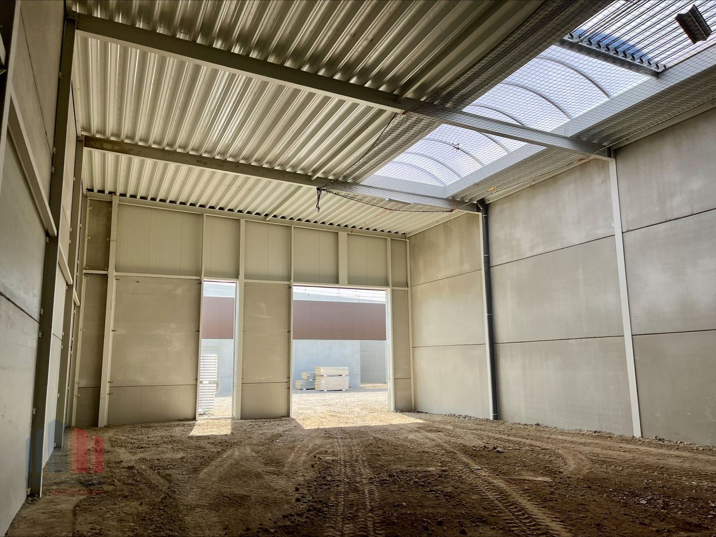 162 m² nieuwbouw KMO-unit nabij de E314 - foto 2