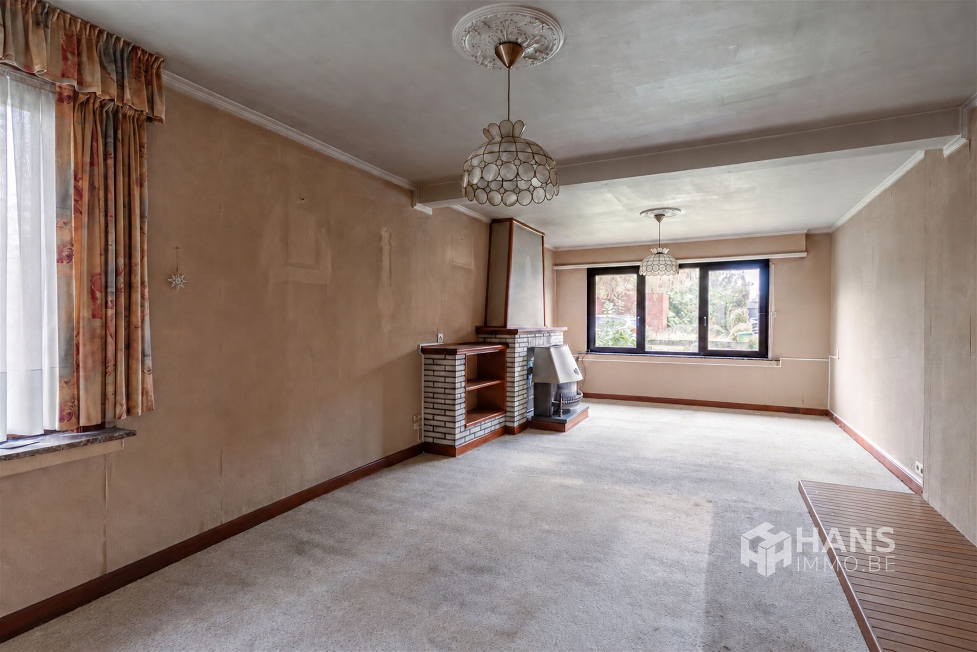 te renoveren half-open bebouwing met 3 slaapkamers in Brecht op een terrein van 398m² - foto 4
