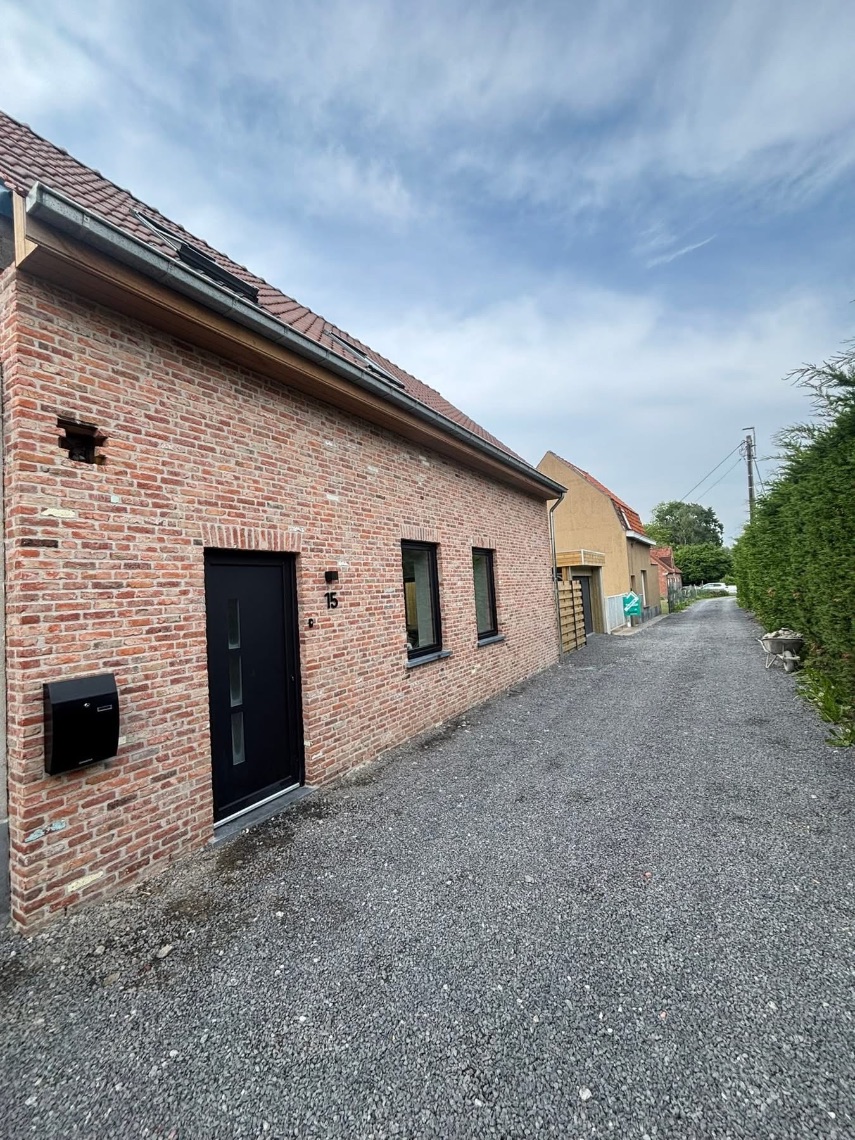Huis te koop in Izegem met 2 slaapkamers - foto 2