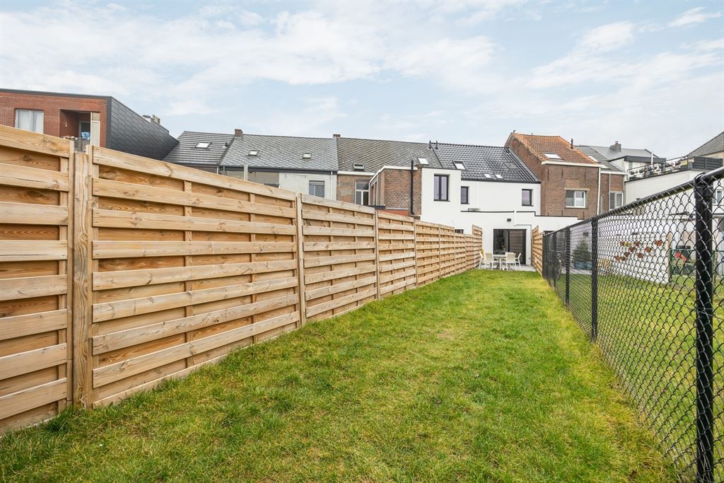 Volledig gerenoveerde woning vlakbij centrum Lier - foto 5
