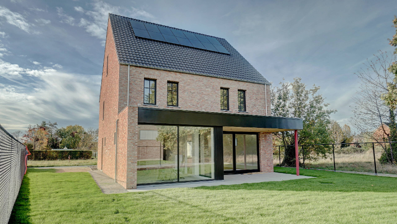 Ruime luxe nieuwbouwvilla van 368m² op 6 are 36 ca - photo 2