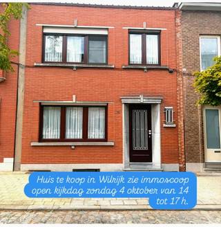 Ruime woning met 3 slaapkamers en veel potentieel op een gunstige locatie in Wilrijk<br /><br />Via de inkomhal betreedt u de woning, die beschikt over een aangename leef- en eetruimte en een aparte keuken. De woning biedt een mooie basis en heel wat mogelijkheden om verder naar eigen smaak te moderniseren en in te richten.<br /><br />Op de verdieping bevinden zich 3 slaapkamers en een badkamer. Daarnaast beschikt de woning over een grote kelder, ideaal als extra bergruimte.<br /><br />Ook buiten is er een aangename stadstuin met opbergruimte waar u in alle rust kunt genieten.<br /><br />Een belangrijke troef is zonder twijfel de gunstige ligging. De woning bevindt zich in een aangename woonomgeving in Wilrijk, vlakbij een speelplein en diverse winkels. Dankzij de vlotte verbinding met de A12 en E19 geniet u bovendien van een uitstekende bereikbaarheid van zowel tram en bus richting Antwerpen en omliggende gemeenten.<br /><br />Troeven van de woning<br /><br />* 3 slaapkamers<br />* Grote kelder met veel bergruimte<br />* Aangename buitenruimte<br />* Gunstige ligging<br />* Vlakbij een speelplein<br />* Vlotte verbinding naar de A12 en E19<br />* Veel mogelijkheden om de woning naar eigen smaak te moderniseren