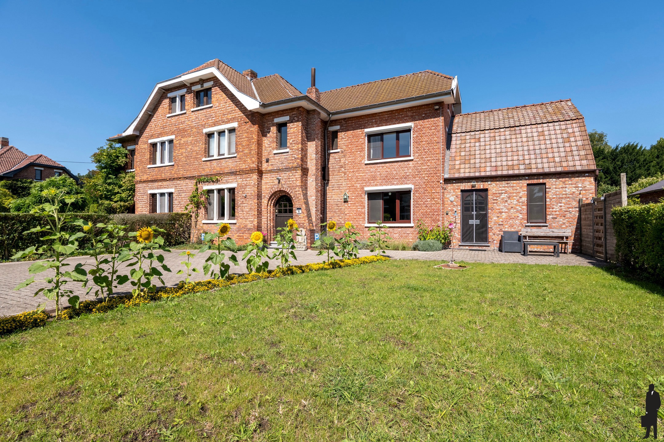 Authentieke, gerenoveerde ingenieursvilla in groen (7 slpk.) - foto 1