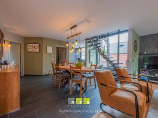 <strong>*IN OPTIE* LICHTRIJK DUPLEXAPPARTEMENT (135m²) MET 2 SLAAPKAMERS EN 2 TERRASSEN IN HET CENTRUM VAN STOKKEM.</strong><br /><br /><strong>ADRES</strong><br />Steenkuilstraat 73, 3650 Dilsen-Stokkem<br /><br /><strong>TROEVEN<br /></strong>- Gelegen in het centrum van Stokkem.<br />- Ideaal gelegen nabij de wissen en natuurgebied negenoord.<br />- EPC klasse C, geen renovatieverplichting.<strong><br /></strong>- Elektriciteit is conform.<br /><span>- Kleinschalig project (2 appartementen).<br />- Aparte inkom.</span><br /><span>- Geen gemeenschappelijke kosten.</span><br /><span>- Bewoonbare oppervlakte van 134,31m².<br />- 2 terrassen samen 25,63m².<br /></span><br /><strong>GELIJKVLOERS 00</strong><br /><span>- Aparte ingang via buitentrap met trapverlichting.</span><span><br /></span>- Trap kan omhoog (hieronder is ruimte voorzien om een container te plaatsen).<br /><br /><strong>VERDIEPING +01</strong><br /><span>- Overdekte inkom (buiten) (0.95m x 2,50m = 2,38m²): tegelvloer. <br /></span>- Inkomhal (binnen) (1,50m x 2,00m =3,00m²) tegelvloer.<br />- Leefruimte (5,5m x 8,20m = 45,10 m²): gashaard, trap naar 2e verdieping, schuiframen (1 raam voorzien van elektrische screens) naar beide terrassen, deels parket- deels tegelvloer.<br />- Terras 1 (2,75m x 4,5m = 12,38 m²) : spots voorzien in de PVC vloer. <br />- Terras 2 (2,85m x 4,65m = 13,25 m²) automatische zonneluifel, spots voorzien in de PVC vloer. <span><br /></span>- Leefkeuken (3,40m x 3,00m =10,20m²): geïnstalleerde keuken met onder- en bovenkasten, lades, koelkast, combi-oven, 5-pits gasfornuis + dampkap, betegelde achterwand; keukeneiland/ziteiland met spoelbak, leggers; veel lichtinval dankzij grote raampartij, tegelvloer. <br /><span>- Apart toilet (1,00m x 2,00m = 2,00m²): deels wandtegels, hangtoilet, wastafel, tegelvloer.<br /></span>- Wasplaats <span> (3,25m x 3,25m = 10,56m²): aansluiting wasmachine/droogkast, kitchenette met onderkasten/bovenkasten, spoelbak, betegelde achterwand, gas Cv-installatie, tegelvloer. </span><br /><br /><strong>VERDIEPING +02</strong><br /><span>- O</span>verloop ((4m x 2,60m) + (2,10m x 1,60m) = 13,80m²: trap naar het gelijkvloers, laminaat.<span><br />- Badkamer (3,2m x 3m = 9,60m²): ingericht badmeubel met enkele lavabo, onderlades, spiegelkasten met verlichting; inloopdouche, hangtoilet,betegelde achterwand, tegelvloer.<br />- Slaapkamer 1 (4,60m x 3,75m = 17,25m²): wandrekken, laminaat.</span><br /><span>- Slaapkamer 2 (4m x 4,40m = 17,60m²) met aansluitende dressing (1,3m x 4m = 5,2 m²) kledingrekken, laminaat.</span><br /><br /><strong>DIVERSE VERNIEUWINGEN SINDS 2014</strong><br /><span>- Nieuwe keuken (2014), nieuwe badkamer (2016), inrichting wasplaats (2018),parket opnieuw geschuurd (2019), Cv-installatie op gas (2021). </span><br /><br /><span>Bekijkt u deze advertentie via een aanverwante vastgoedsite, surf dan zeker naar onze website www.N78vastgoed.be voor een uitgebreide beschrijving en foto's. Meer info: +32 (0)89 86 18 88 of info@N78vastgoed.be.</span>
