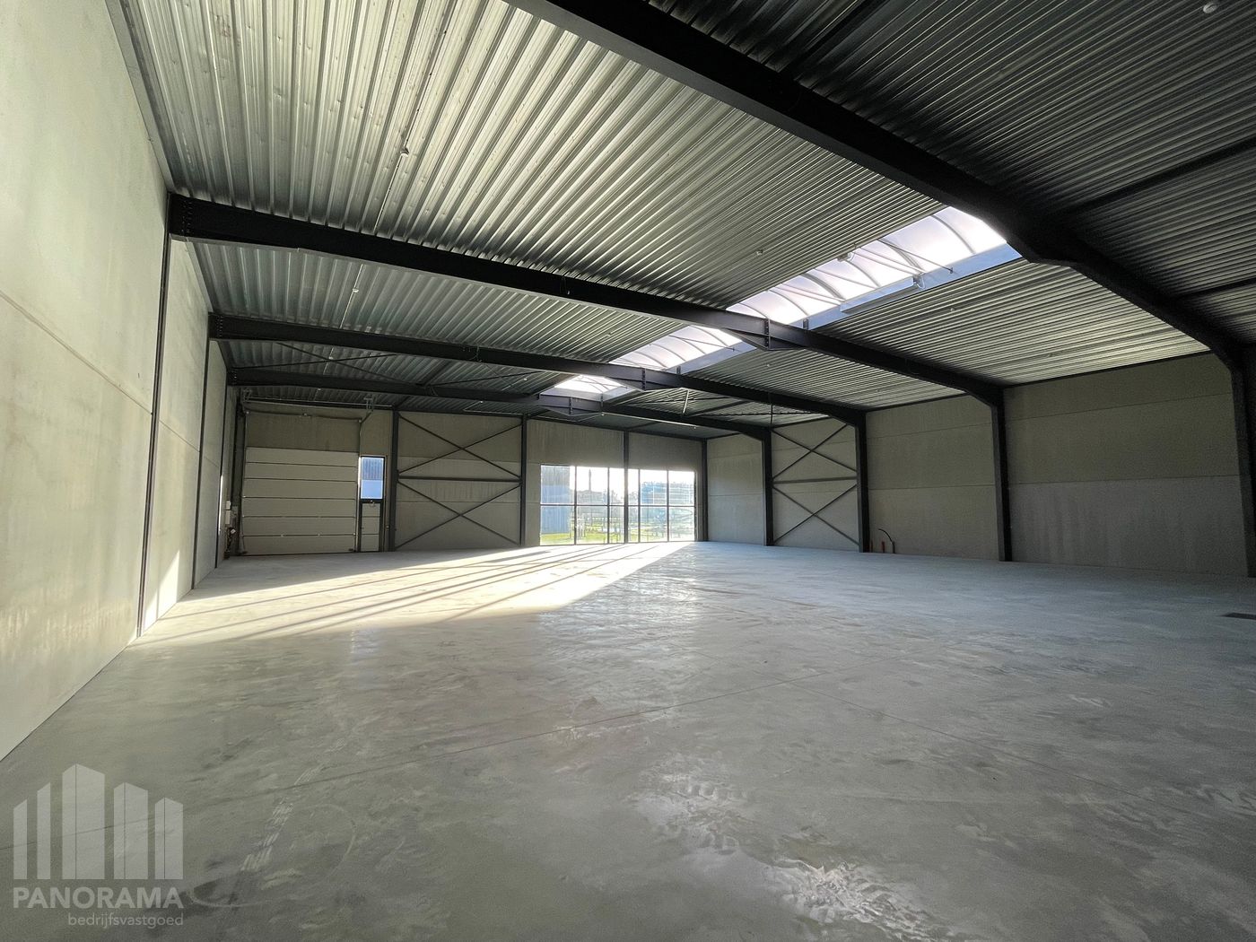 NIEUWE KMO-UNIT VAN 695 m² TE KOOP IN OOSTKAMP - foto 4