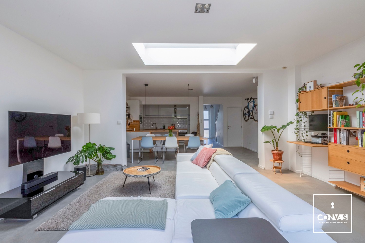 Instapklare rijwoning met eigen oprit en tuin - foto 4