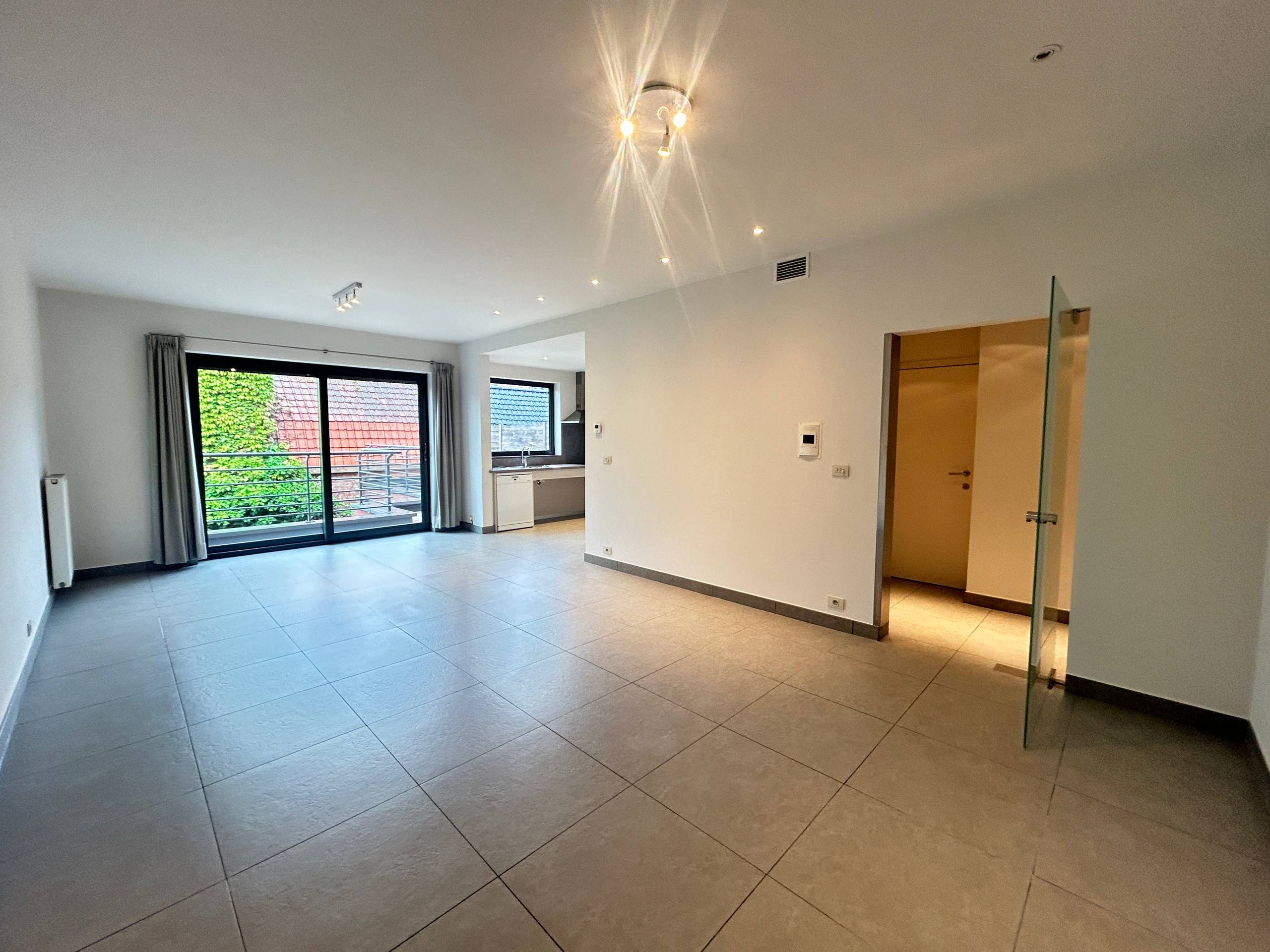Wevelgem - Luxe appartement met 2 kamers en garage - foto 2