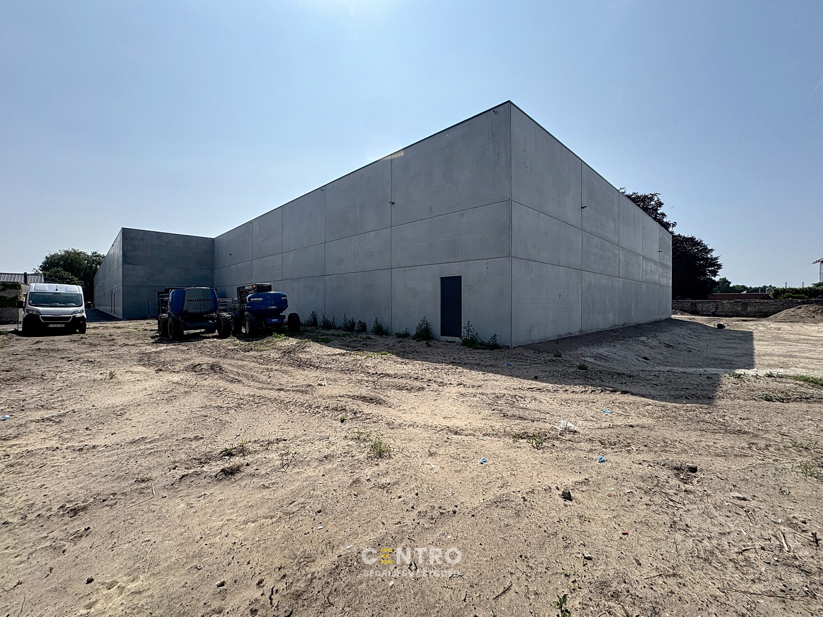 NIEUWBOUW KMO-Unit (336m2) te Eeklo vlakbij de N9! - photo 3