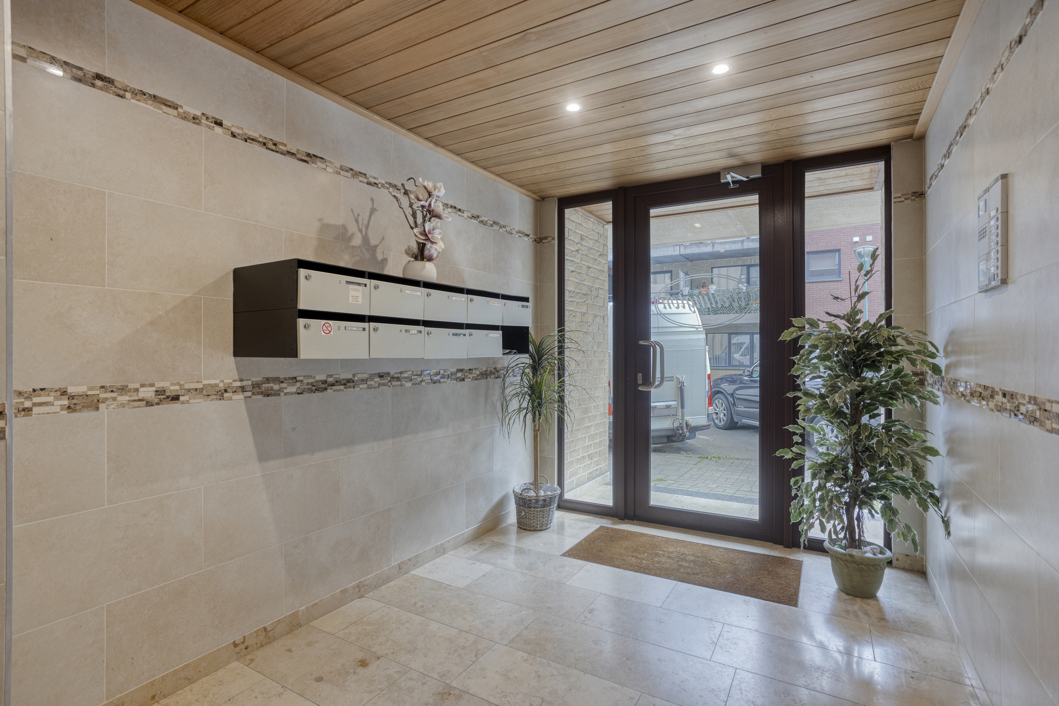 Appartement à vendre à Molenbeek-Saint-Jean avec 2 chambres - photo 2