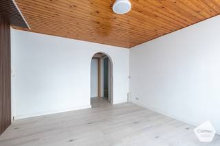 Dit appartement geniet van een uitstekende ligging in de nabijheid van het strand, het openbaar vervoer en het centrum van Blankenberge.Bij het...