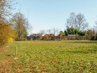 Located in one of the most sought-after neighborhoods of Ohain, at the end of a private driveway, this plot of ± 26 ares 48 centiares comes with...