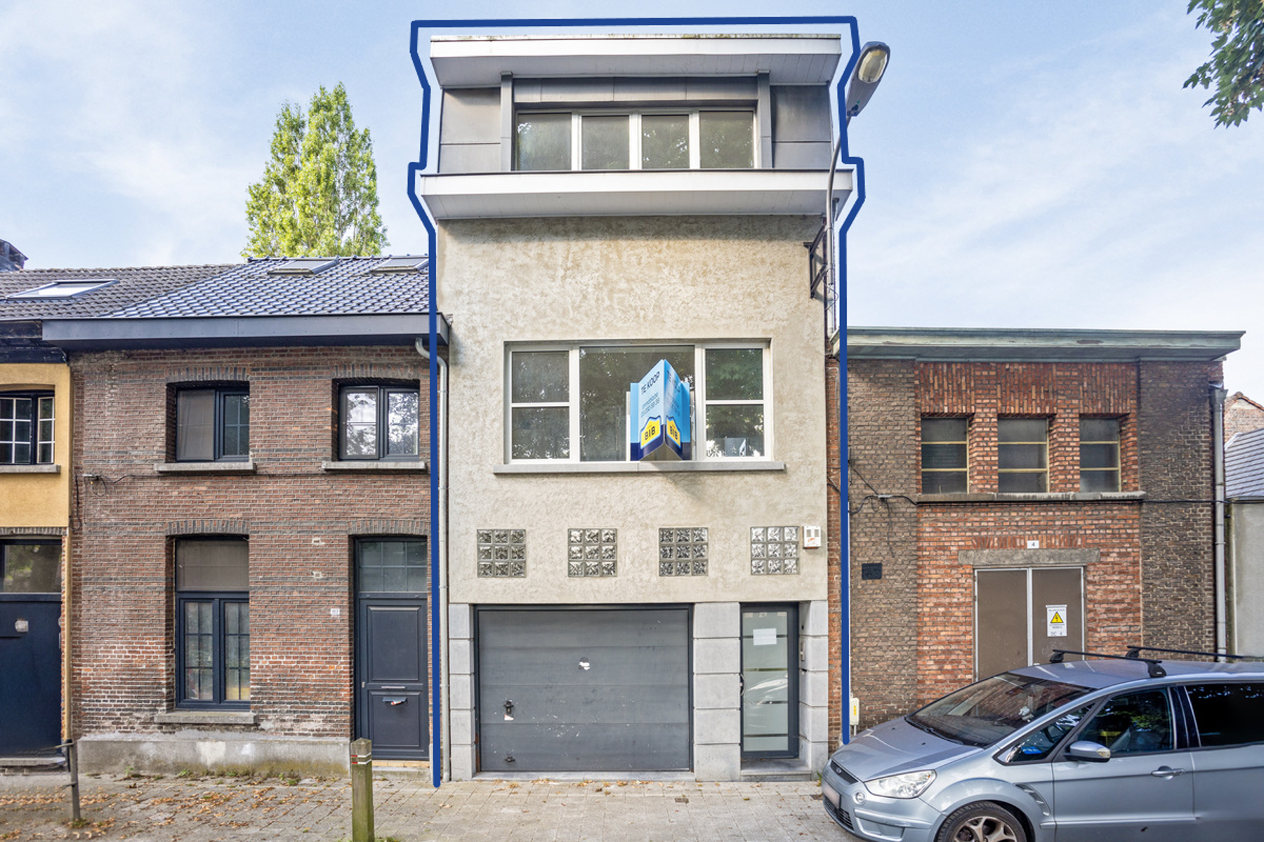 Te renoveren woning met groot magazijn - foto 1