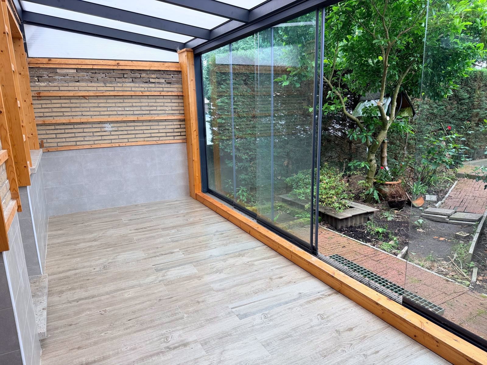 Gelijkvloers app te koop Stabroek met tuin en veranda - foto 5