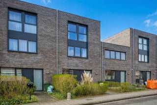 Uiterst centraal gelegen in Heverlee, vlakbij Gasthuisberg, Imec, scholen, het station van Heverlee en alle belangrijke verbindingswegen en op...