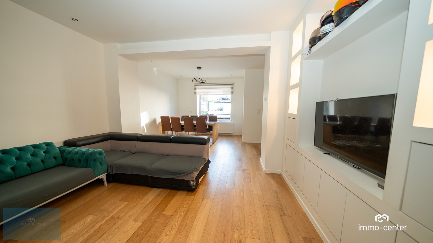 🏡 Gerenoveerde gezinswoning met tuin in Genk – EPC.   C - foto 5