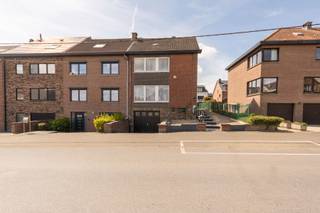 Immo Pické biedt U deze gunstig gelegen woning aan gelegen in de nabijheid van scholen, winkels, openbaar vervoer en de...