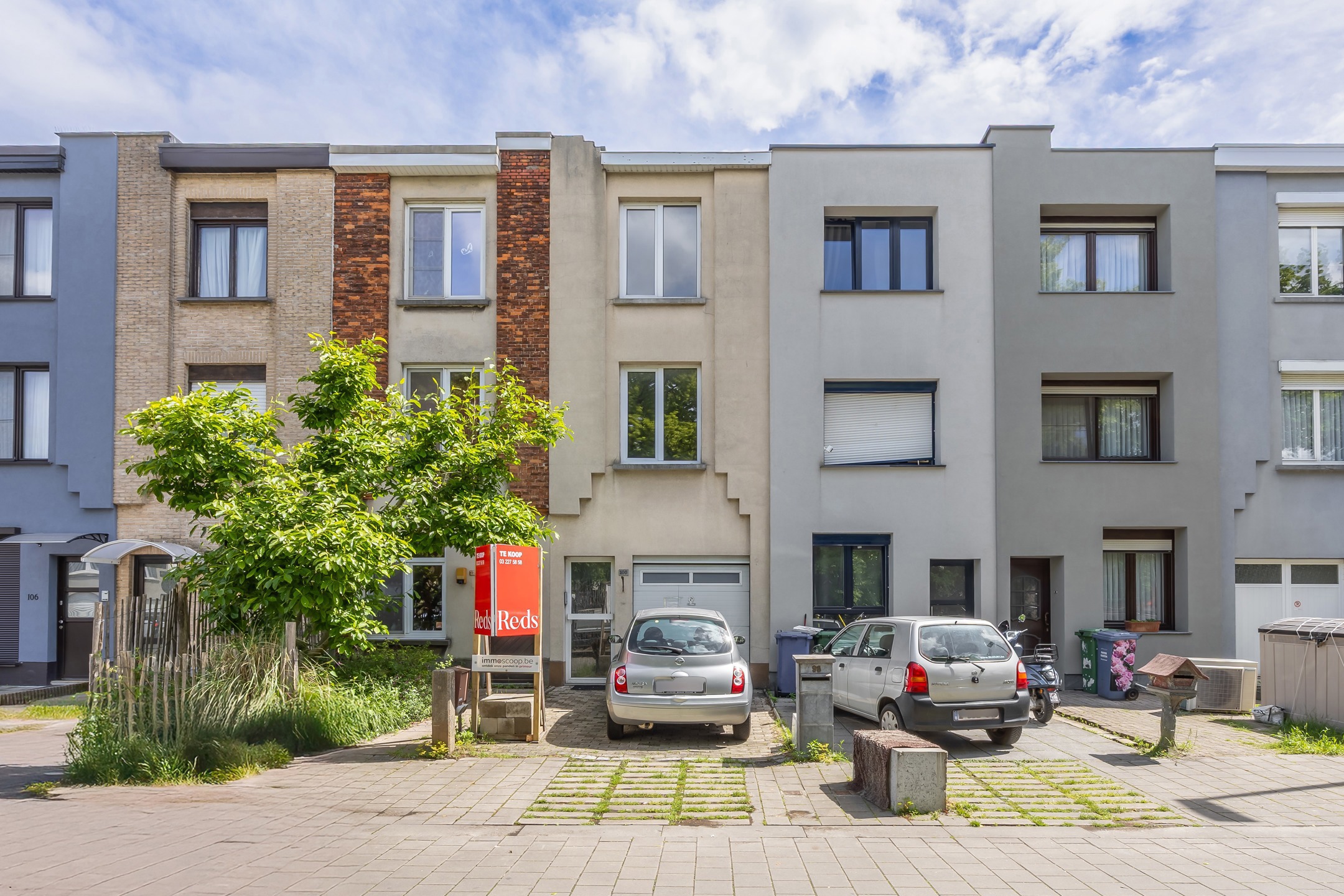 te renoveren woning met 3 ruime slaapkamers , garage en tuin - foto 2
