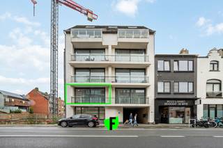 Ben je op zoek naar een instapklaar appartement op een toplocatie? Dan is dit recent en goed onderhouden appartement op de eerste verdieping...