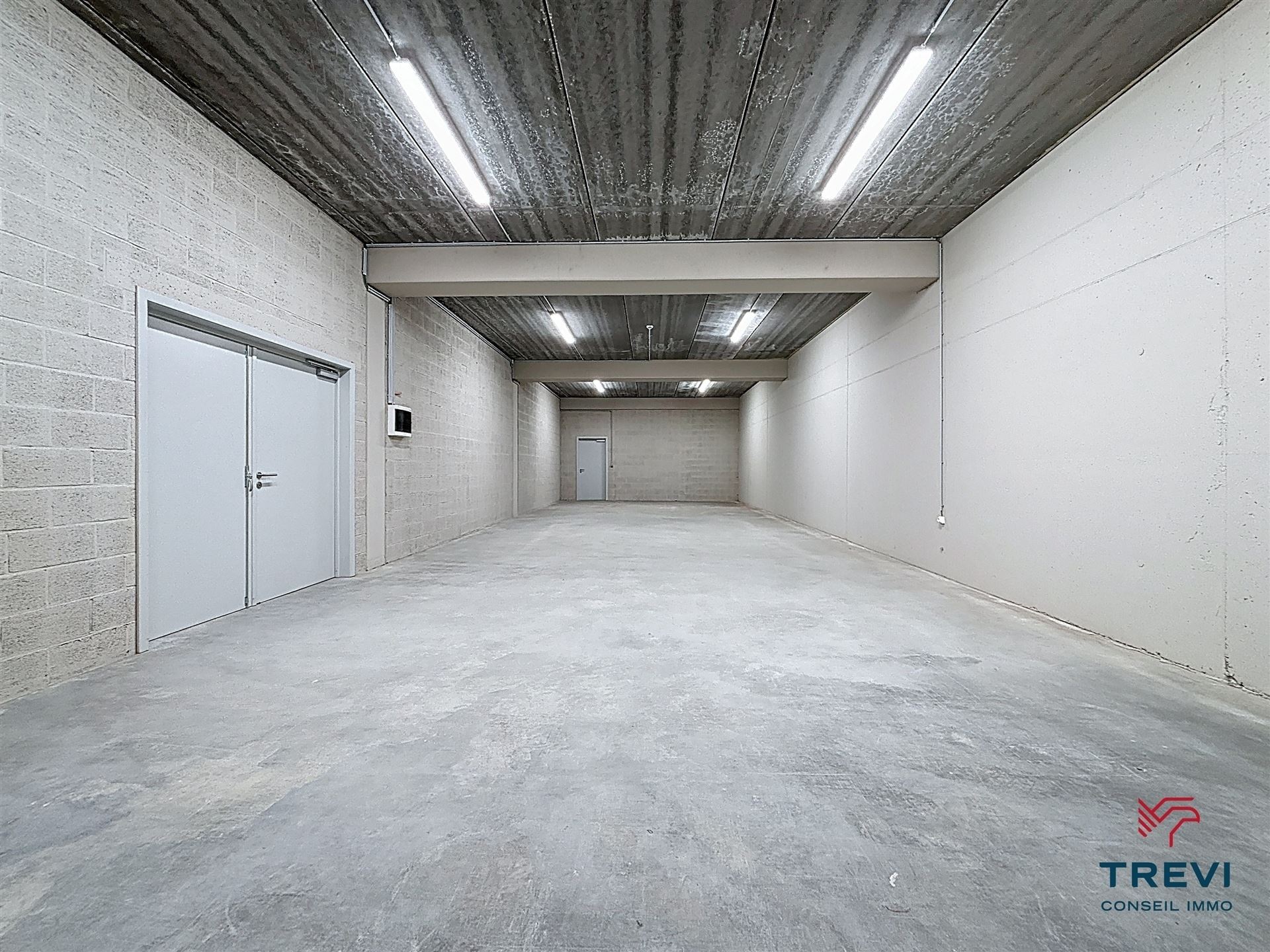 Belle surface de stockage de 112m² - photo 4