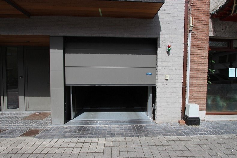 Ondergrondse parkeerplaats in centrum Gistel - foto 5