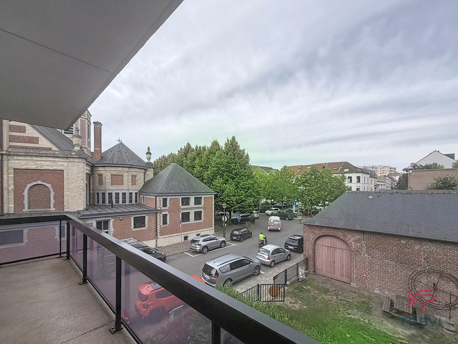 Appartement met 2 slaapkamers en parkeerplaats - foto 5