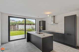 Dit unieke project bevindt zich in het centrum van Putte, op wandelafstand van winkels, scholen en het openbaar vervoer. Deze energiezuinige woning...