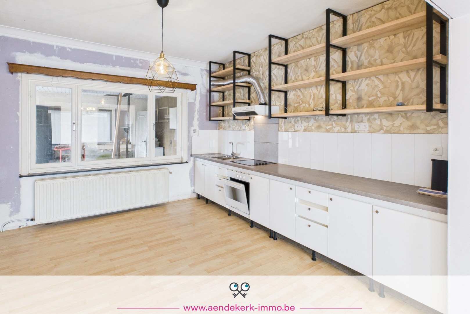 Rustig gelegen, te renoveren, woning met 3 slaapkamers nabij het centrum van Bree - foto 5