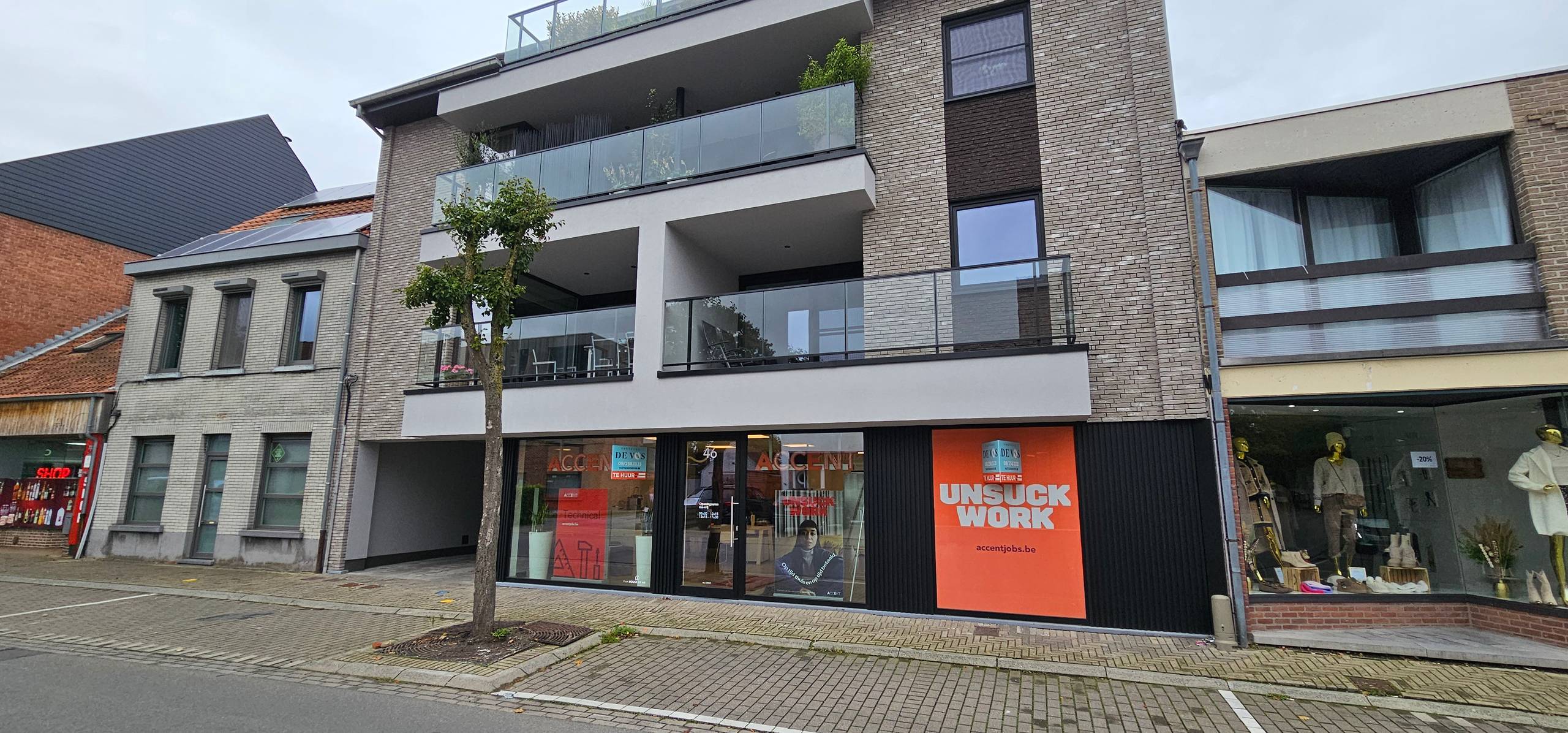 Nieuwbouw handelsruimte te huur in het centrum van Evergem - foto 2