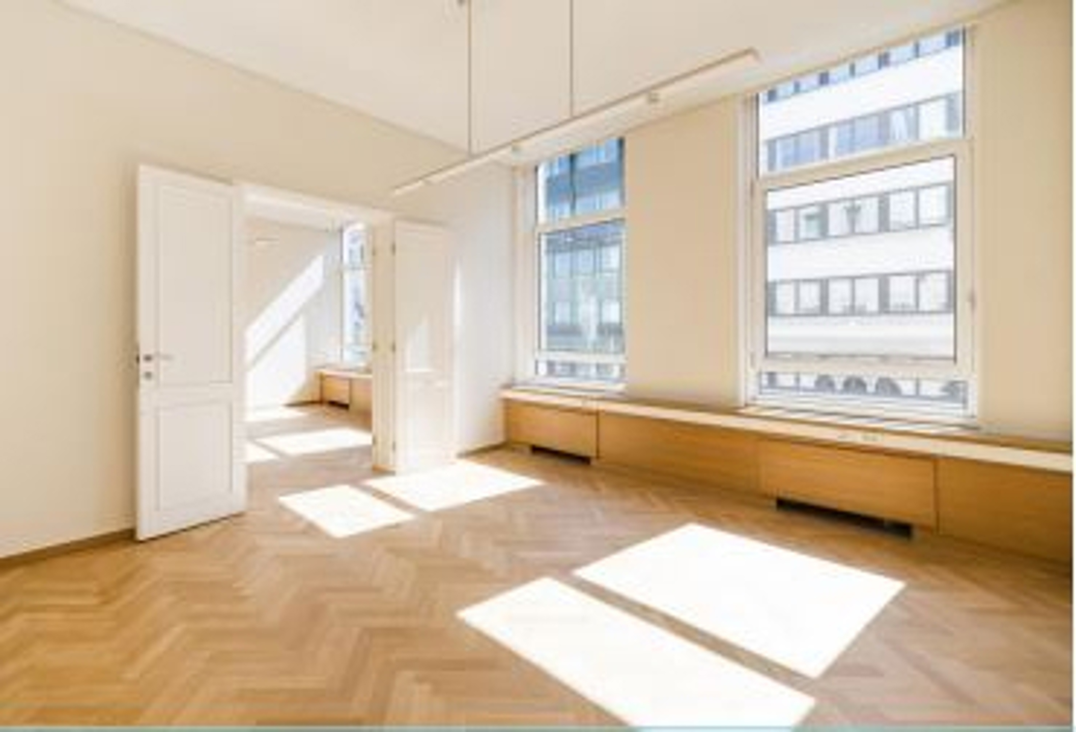 Commercial à louer à Bruxelles - photo 3