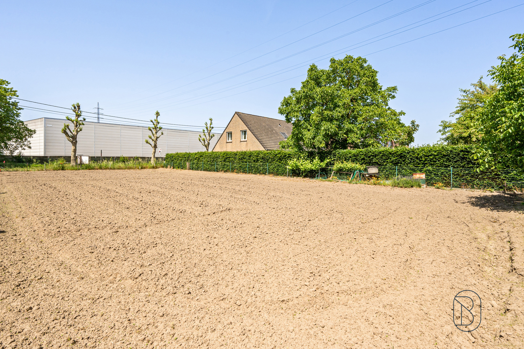 Bouwgrond van 721 m² voor open bebouwing op rustige ligging - foto 4