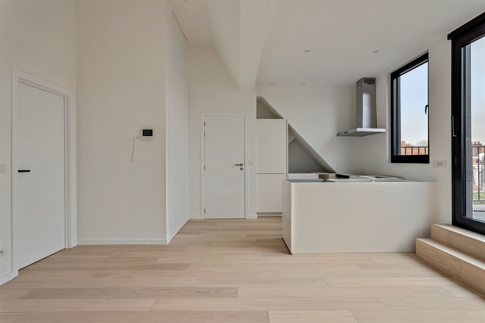 Prachtig gerenoveerd appartement met terras - foto 5