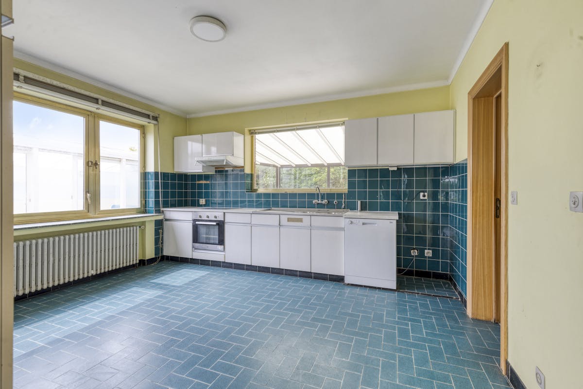 Statige te renoveren villa te koop met zwembad in Zuienkerke - foto 4