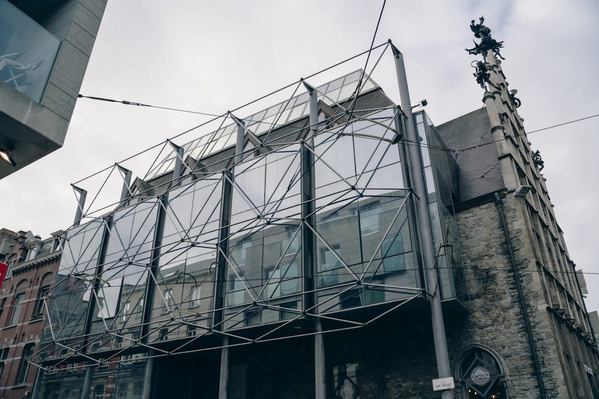 Office (380 m²) for rent in the center of Ghent - photo 2
