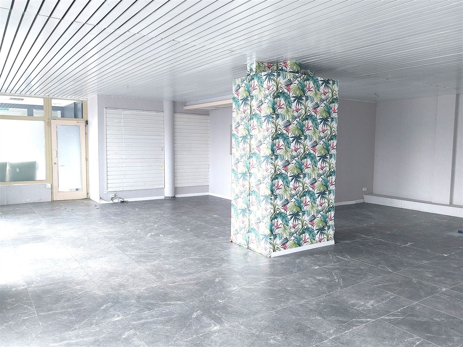 TE HUUR: Handelspand/kantoorruimte gelegen te Beringen! - foto 4