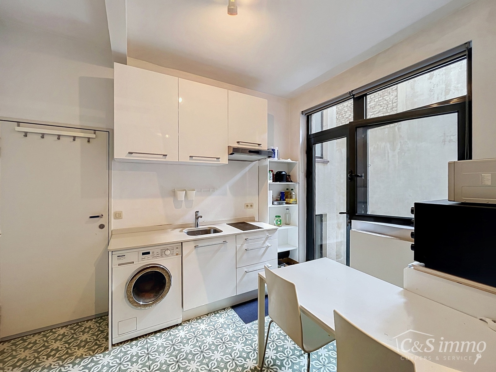 Gemeubeld studio-appartement op de Britselei - foto 4