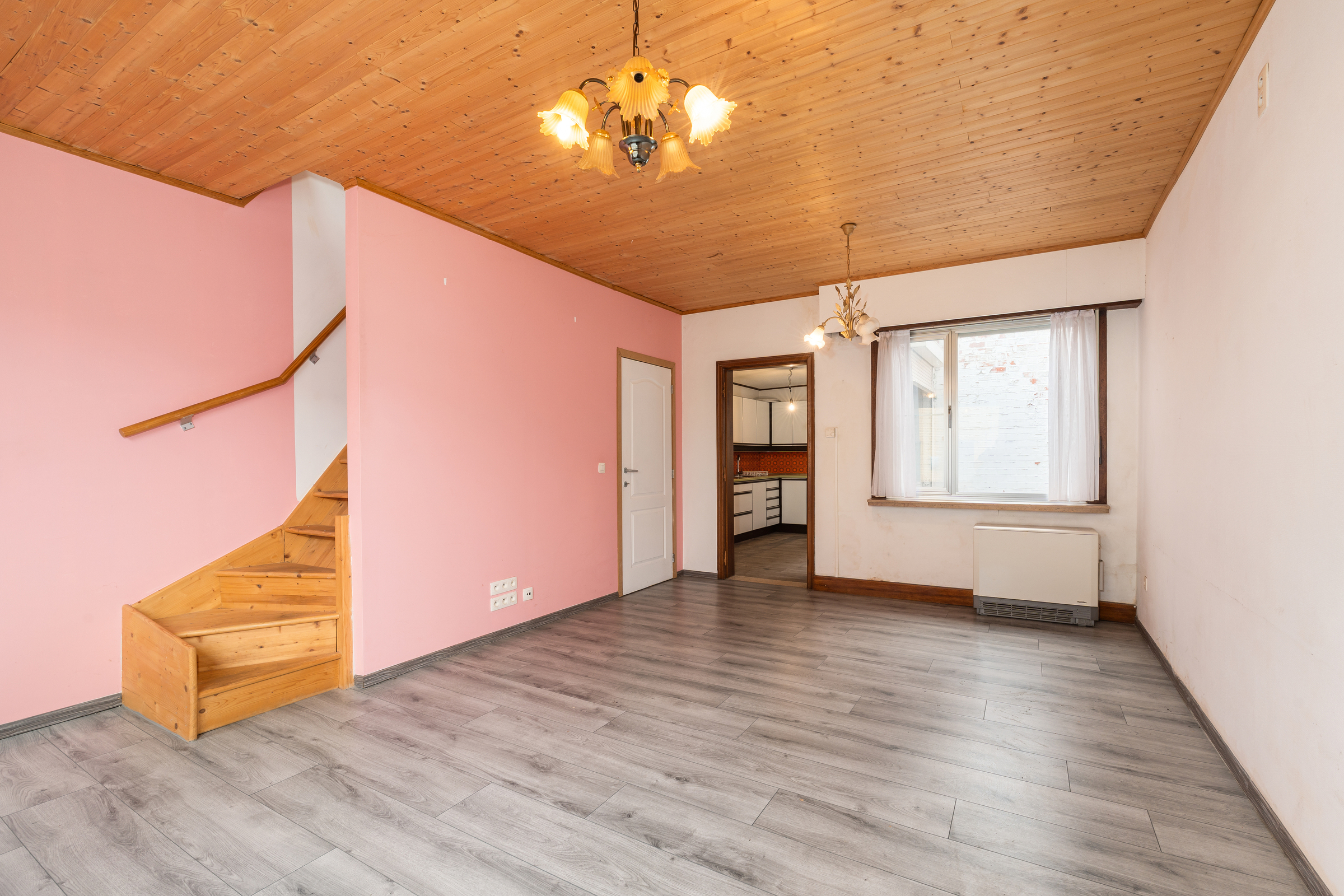 GEZELLIGE WOONST MET ZUIDGERICHT TUIN IN ASSENEDE - foto 2