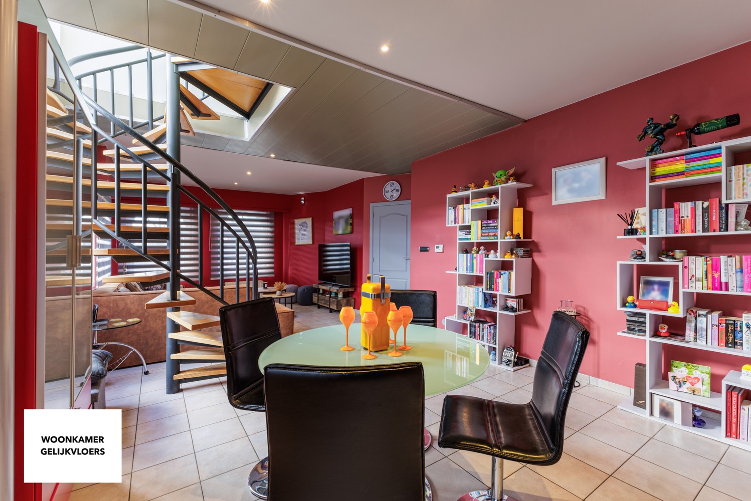 Instapklare, energiezuinige halfopen woning met 4 SLPK's, tuin & ruime garage - foto 5