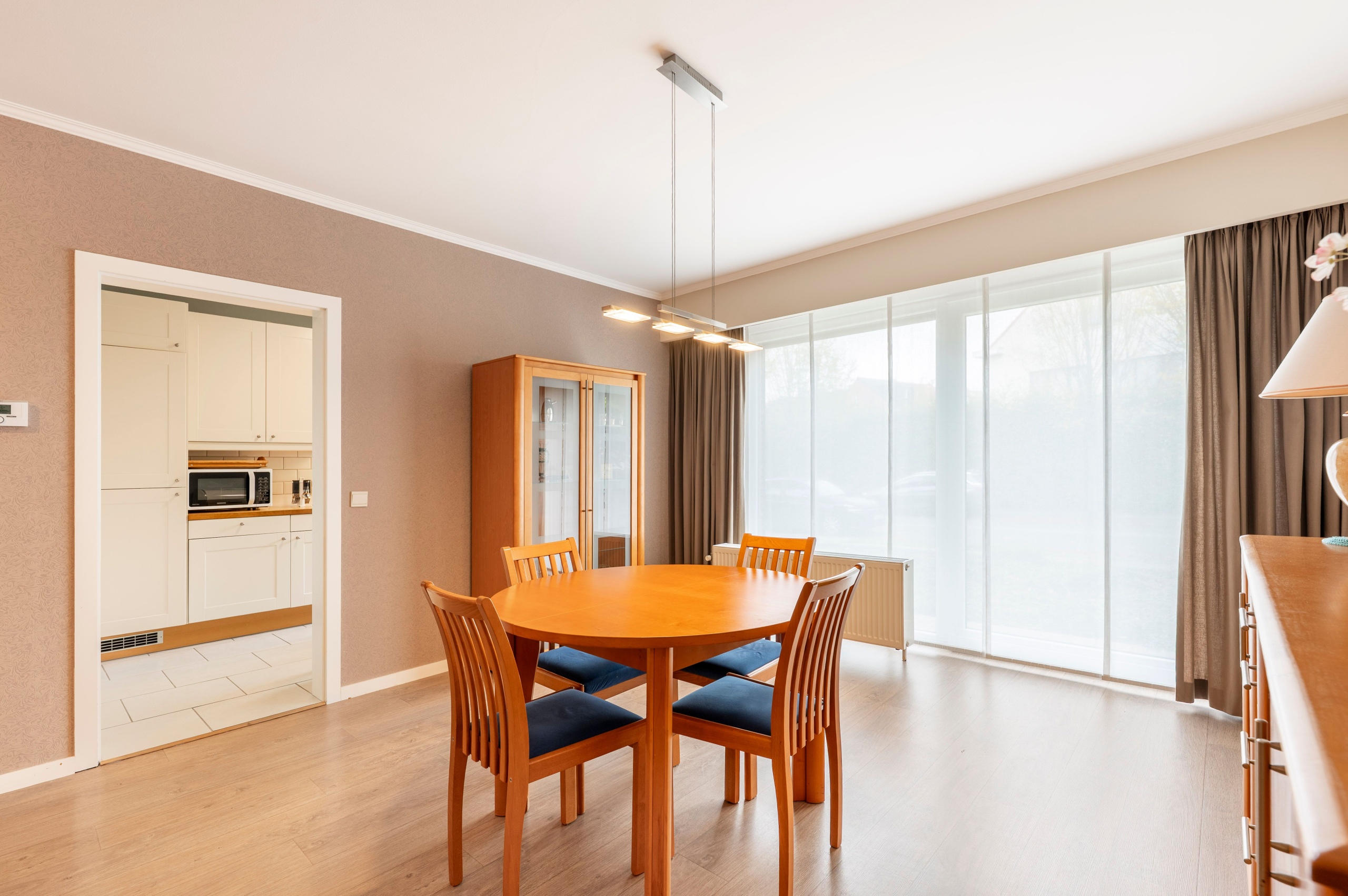 Verzorgd gelijkvloers appartement met 2 slaapkamers en tuin op toplocatie in Ekeren-Mariaburg! - foto 5